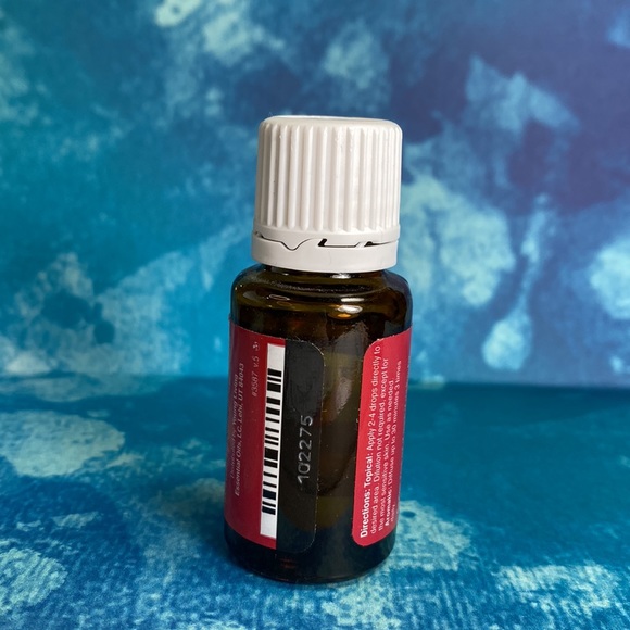 NEW Young Living Tea Tree Essential Oil 0.5oz - Picture 3 of 3